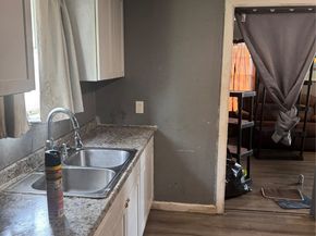 8121 Shotwell Street, Houston TX 77016