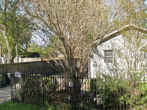 8121 Shotwell Street, Houston TX 77016