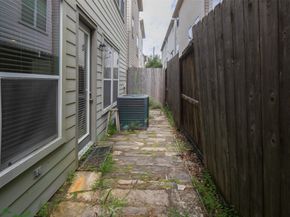 2804 Sherwin Street, Houston TX 77007