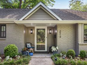 2514 Briarbrook Drive, Houston TX 77042