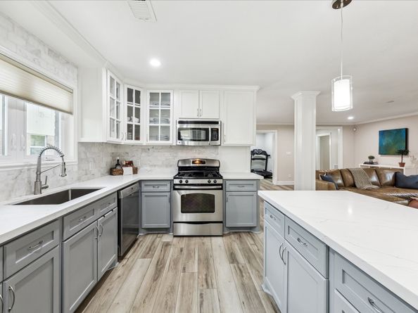 2514 Briarbrook Drive, Houston TX 77042