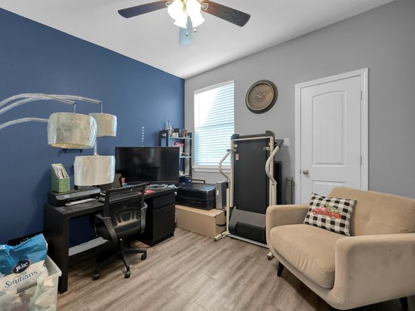 5317 Gold Street, Houston TX 77026