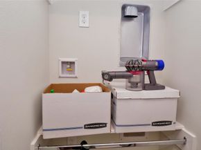 2720 Grand Fountains Drive H, Houston TX 77054