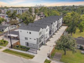 717 Janisch Road B, Houston TX 77018