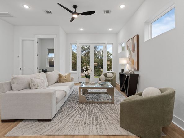 717 Janisch Road B, Houston TX 77018