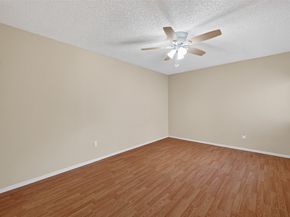 6855 Greenway Chase Street 6855, Houston TX 77072