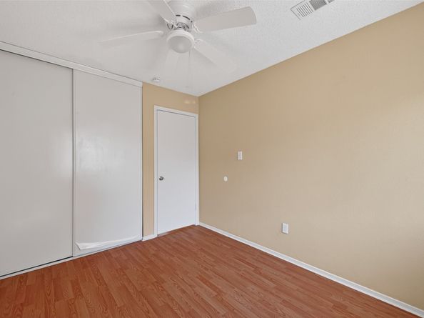 6855 Greenway Chase Street 6855, Houston TX 77072