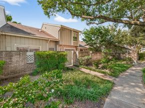 6855 Greenway Chase Street 6855, Houston TX 77072