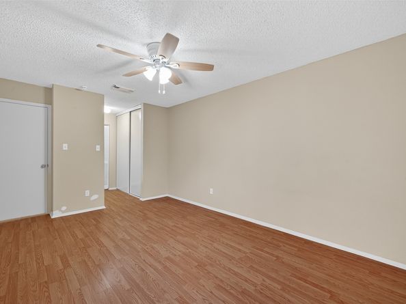 6855 Greenway Chase Street 6855, Houston TX 77072
