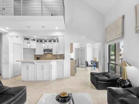 4144 Greystone Way Way 303, Sugar Land TX 77479