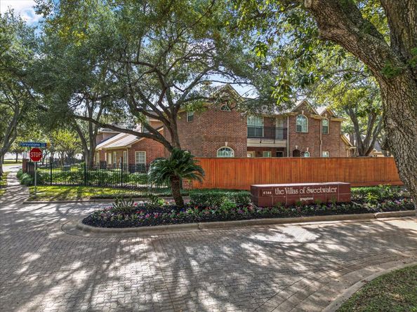 4144 Greystone Way Way 303, Sugar Land TX 77479
