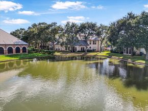 4144 Greystone Way Way 303, Sugar Land TX 77479