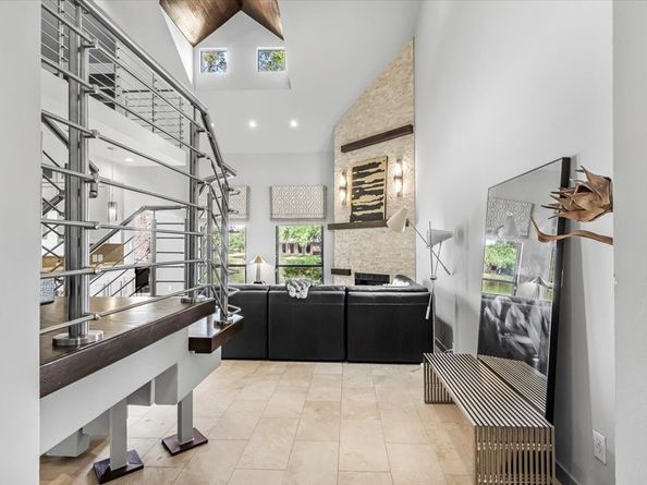 4144 Greystone Way Way 303, Sugar Land TX 77479