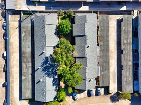 6425 Burgoyne Road 13, Houston TX 77057