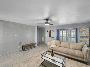 6425 Burgoyne Road 13, Houston TX 77057