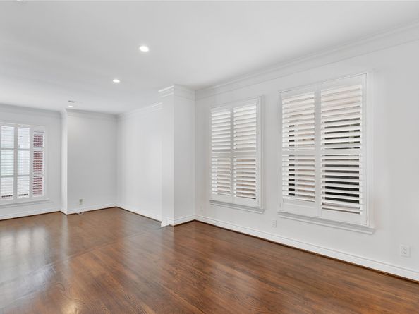 1908 Greenwich Place Drive, Houston TX 77019