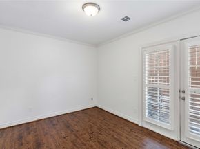 1908 Greenwich Place Drive, Houston TX 77019