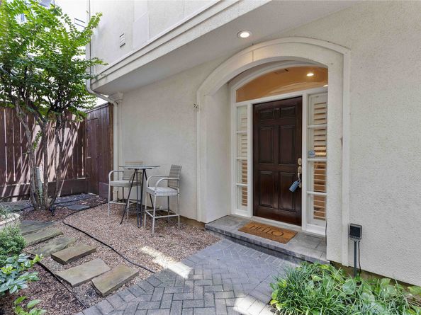 1908 Greenwich Place Drive, Houston TX 77019