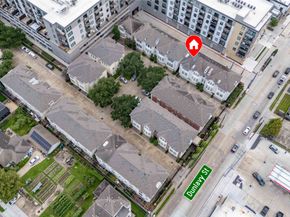 1908 Greenwich Place Drive, Houston TX 77019