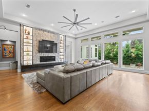 4927 Jason Street, Houston TX 77096