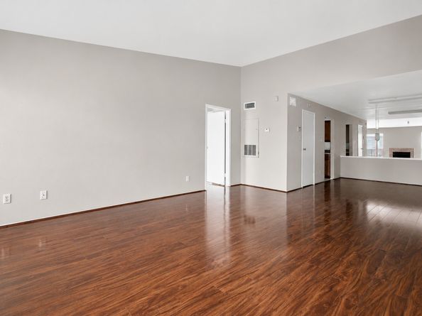 7400 Bellerive Drive 1702, Houston TX 77036