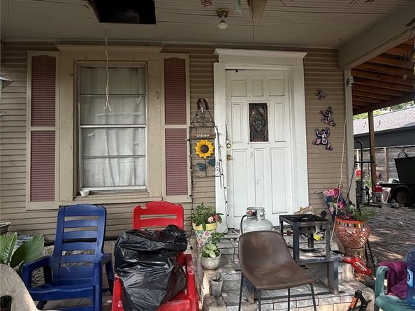 7019 Finn Street, Houston TX 77022