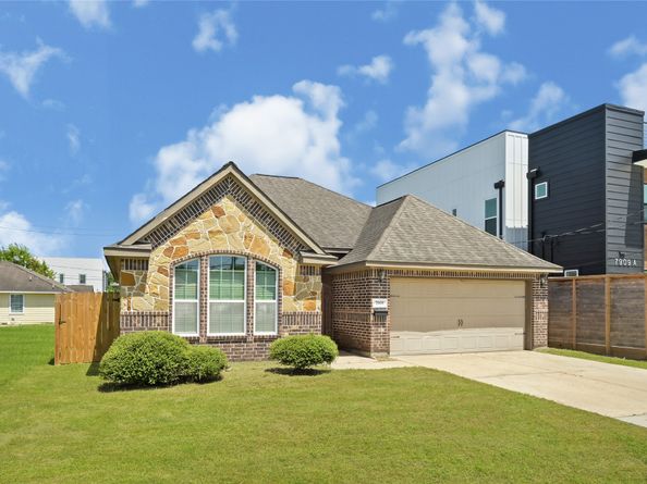 7905 Livingston Street, Houston TX 77051
