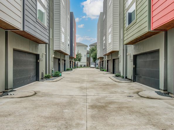 316 W 6th Street, Houston TX 77007