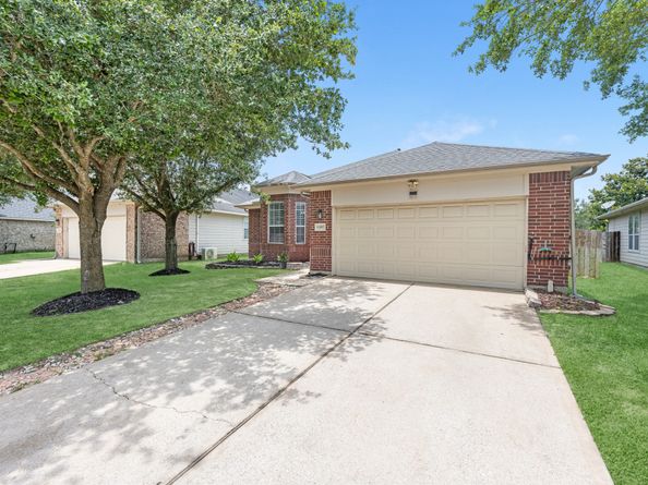 15207 Olmstead Park Drive, Cypress TX 77429