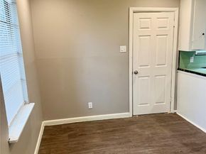 7915 Flintridge Drive, Houston TX 77028