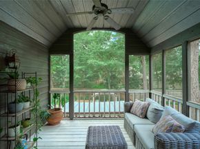 37 Pinepath Place, The Woodlands TX 77381