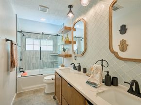 37 Pinepath Place, The Woodlands TX 77381
