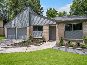 17 Oldstream Court, The Woodlands TX 77381