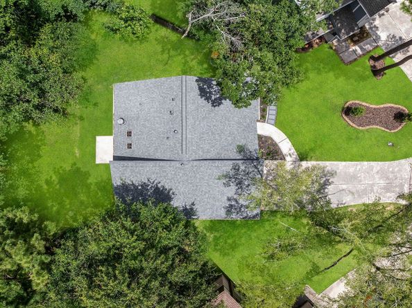 17 Oldstream Court, The Woodlands TX 77381