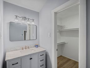 17 Oldstream Court, The Woodlands TX 77381