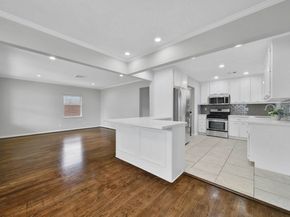 10406 Woodwind Drive, Houston TX 77025