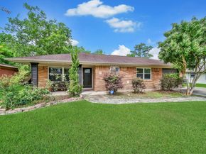 10406 Woodwind Drive, Houston TX 77025