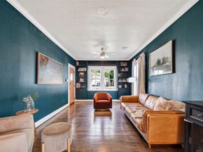 904 Arlington Street, Houston TX 77008