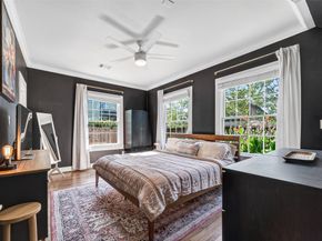 904 Arlington Street, Houston TX 77008