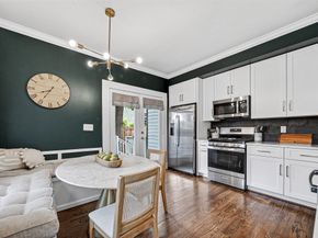 904 Arlington Street, Houston TX 77008