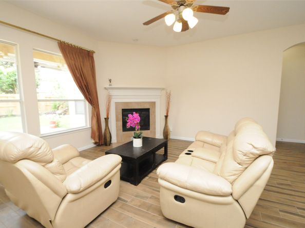 7214 Paradise Park Bend, Richmond TX 77407