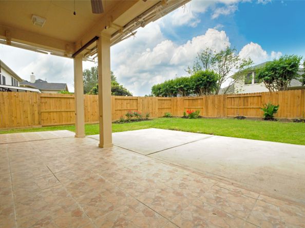 7214 Paradise Park Bend, Richmond TX 77407