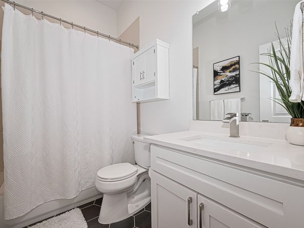 2207 Silverbonnet Street, Houston TX 77055