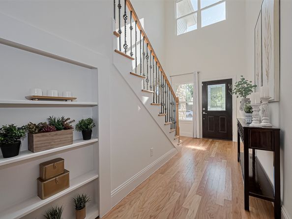 2207 Silverbonnet Street, Houston TX 77055