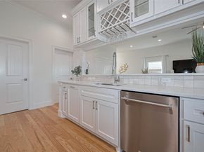 2207 Silverbonnet Street, Houston TX 77055