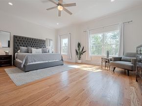 2207 Silverbonnet Street, Houston TX 77055