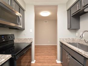 6200 W Tidwell Road 1008, Houston TX 77092