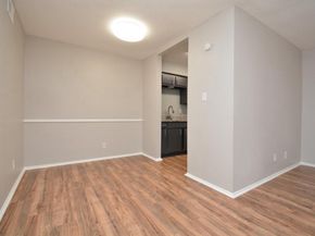 6200 W Tidwell Road 1008, Houston TX 77092