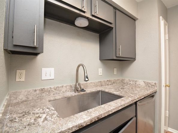 6200 W Tidwell Road 1008, Houston TX 77092