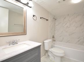 6200 W Tidwell Road 1008, Houston TX 77092